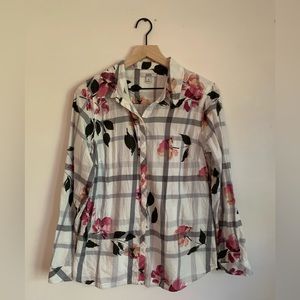 Croft & Barrow Floral Flannel Button Up